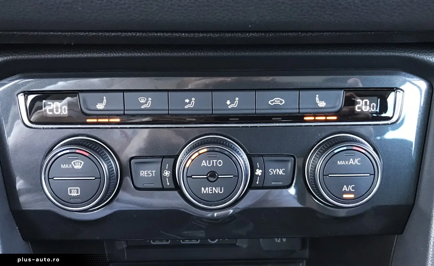 Tiguan 2 0 4Motion BlueMotion Technology R LINE