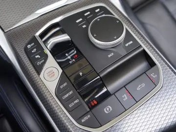 BMW 430 ix Cabrio M Sport Pro Head 360 Distro Laser