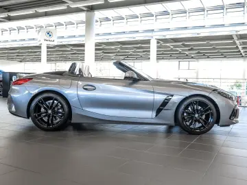 BMW Z4 sDrive20i M Sport HUD RFK NAVI LED PDC V H