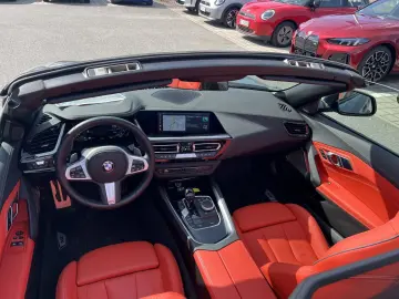 BMW Z4 M40i M Aerodynamikpaket SHZ Alarmanlage