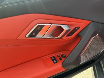 BMW Z4 M40i M Aerodynamikpaket SHZ Alarmanlage