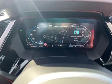 BMW Z4 M40i M Aerodynamikpaket SHZ Alarmanlage