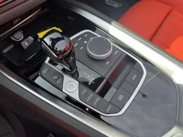BMW Z4 M40i M Aerodynamikpaket SHZ Alarmanlage
