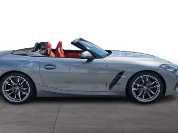 BMW Z4 M40i M Aerodynamikpaket SHZ Alarmanlage
