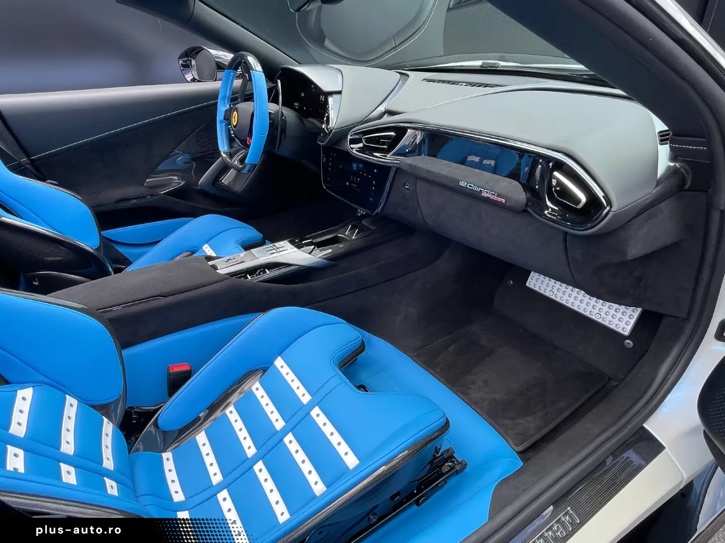 Ferrari 12Cilindri Spider EXTRA RANGE BIANCO BABY BLUE