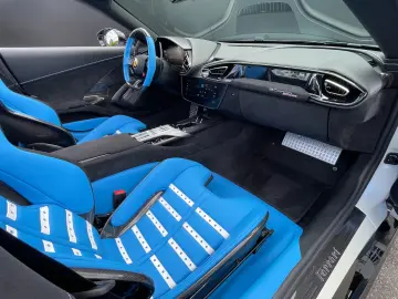 Ferrari 12Cilindri Spider EXTRA RANGE BIANCO BABY BLUE