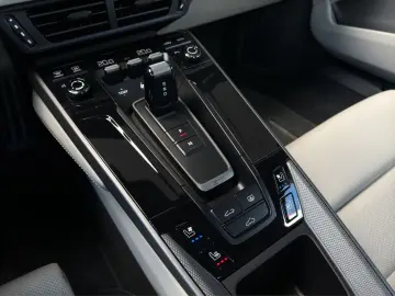 PORSCHE 911 Carrera 992.2 GARANTIE BURM VENT PANO MATRIX