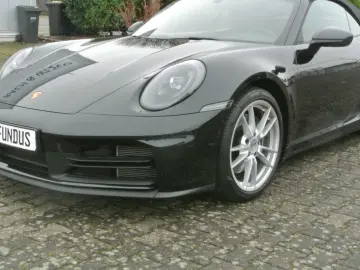 PORSCHE 992 cabrio  schw schw bose abgas kamera garantie
