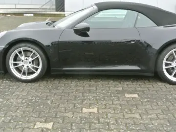 PORSCHE 992 cabrio  schw schw bose abgas kamera garantie
