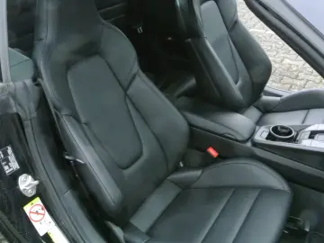 PORSCHE 992 cabrio  schw schw bose abgas kamera garantie