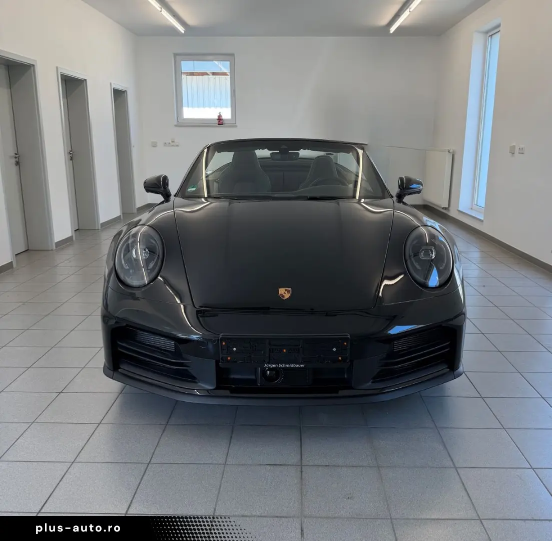 PORSCHE 911 Carrera Cabriolet Sporta. Kamera Bose