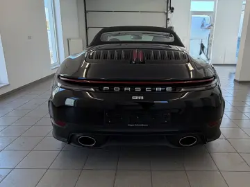 PORSCHE 911 Carrera Cabriolet Sporta. Kamera Bose
