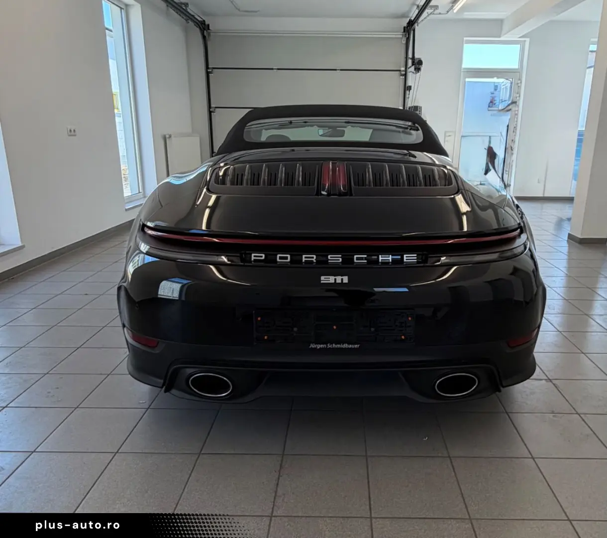 PORSCHE 911 Carrera Cabriolet Sporta. Kamera Bose