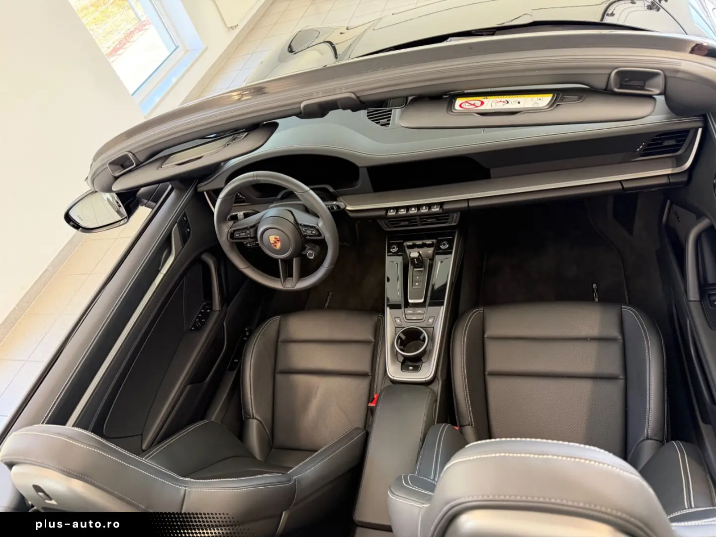 PORSCHE 911 Carrera Cabriolet Sporta. Kamera Bose