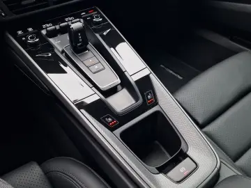 PORSCHE 992 Carrera S 360  4RadLenk 14W SAGA BOSE 21
