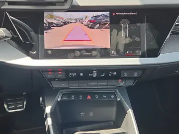 AUDI S3 Limousine TFSI Navi LED Alu HUD SONOS PDC Car