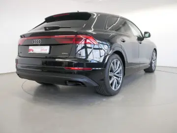 AUDI Q8 50 TDI quattro MATRIX AHK PANO HEAD-UP