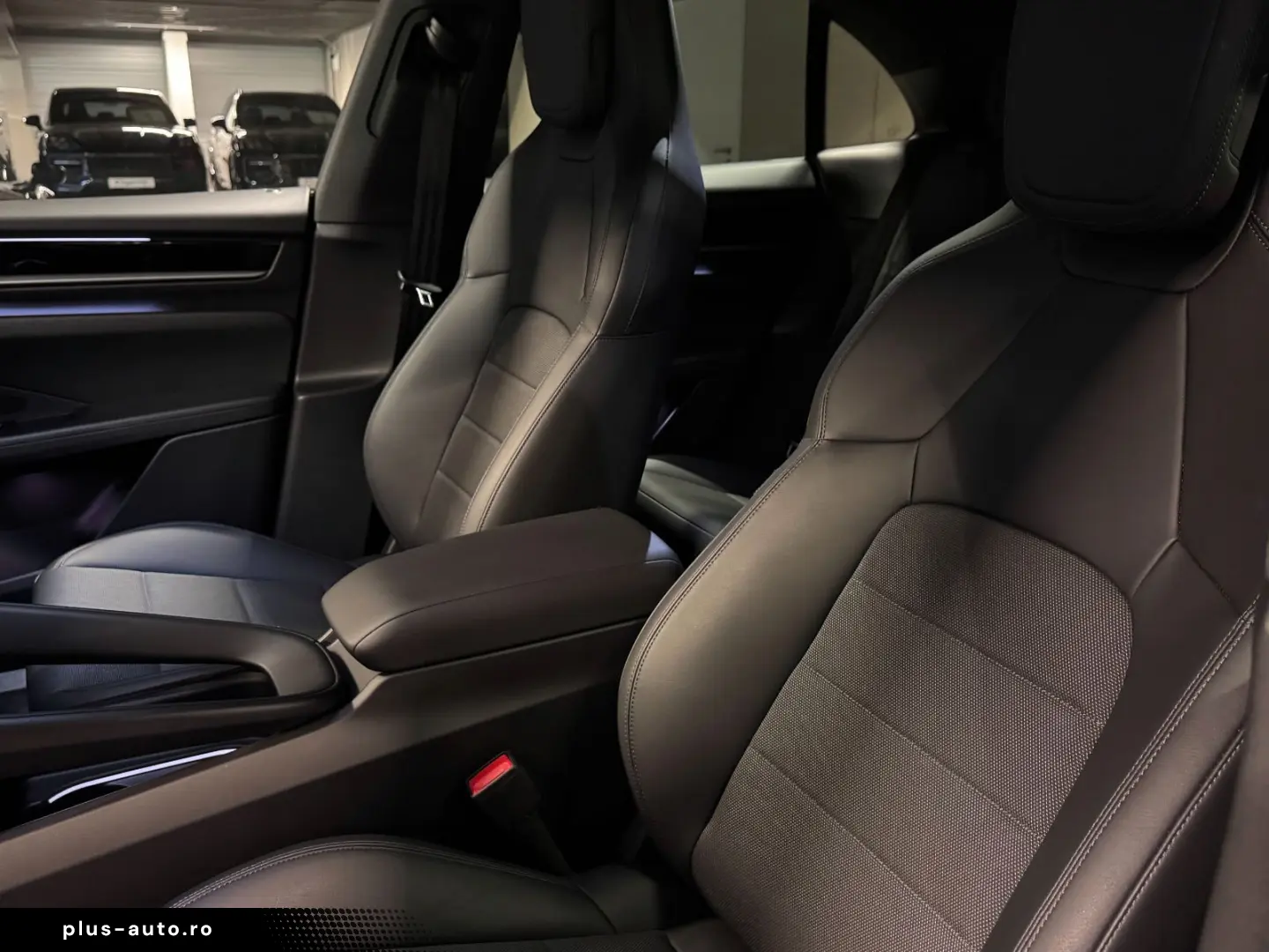 PORSCHE Macan  Pano-Dach  Surround View  20-Zoll
