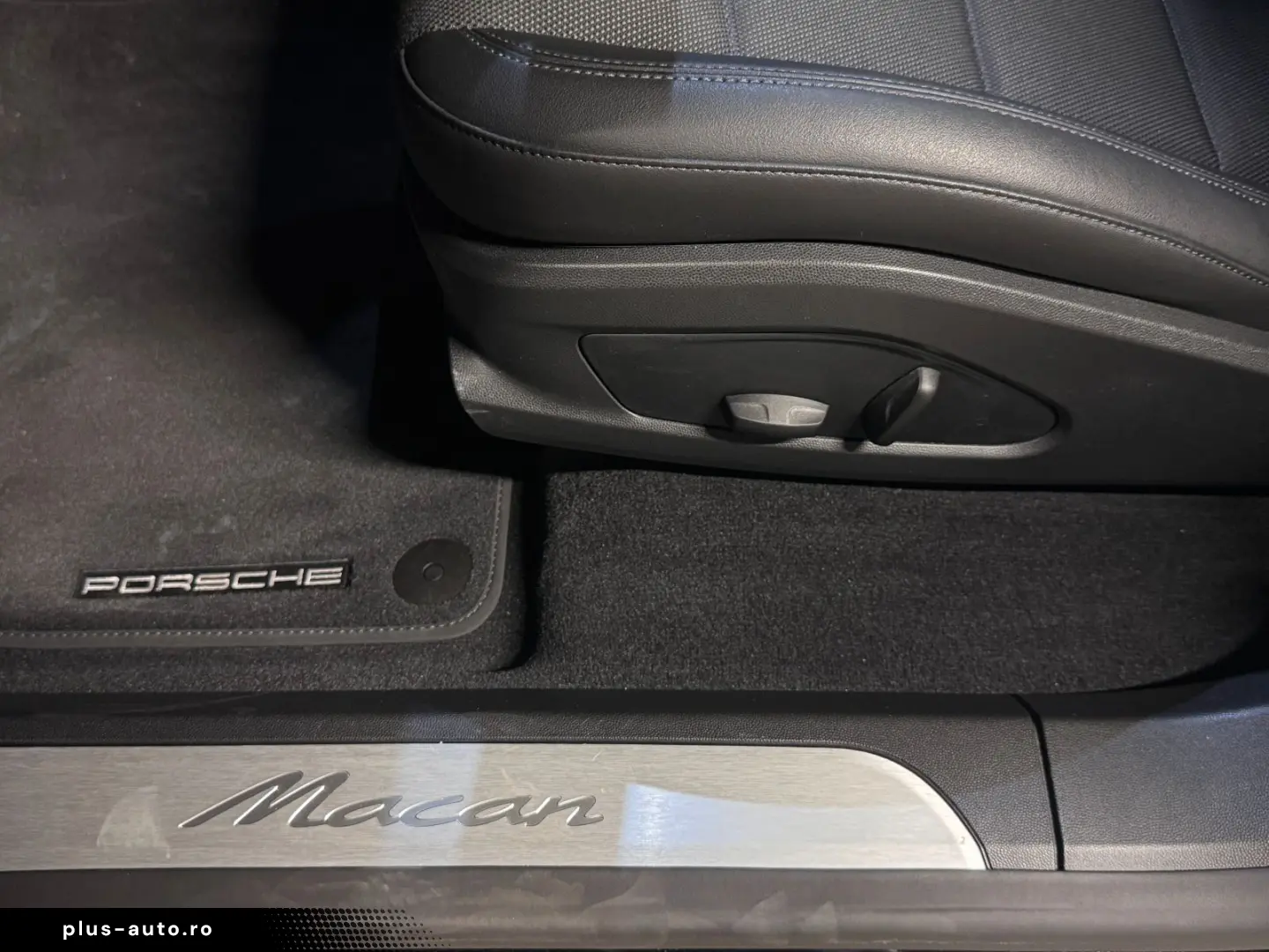 PORSCHE Macan  Pano-Dach  Surround View  20-Zoll