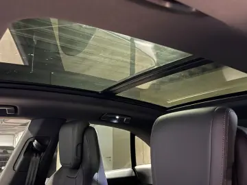 PORSCHE Macan  Pano-Dach  Surround View  20-Zoll