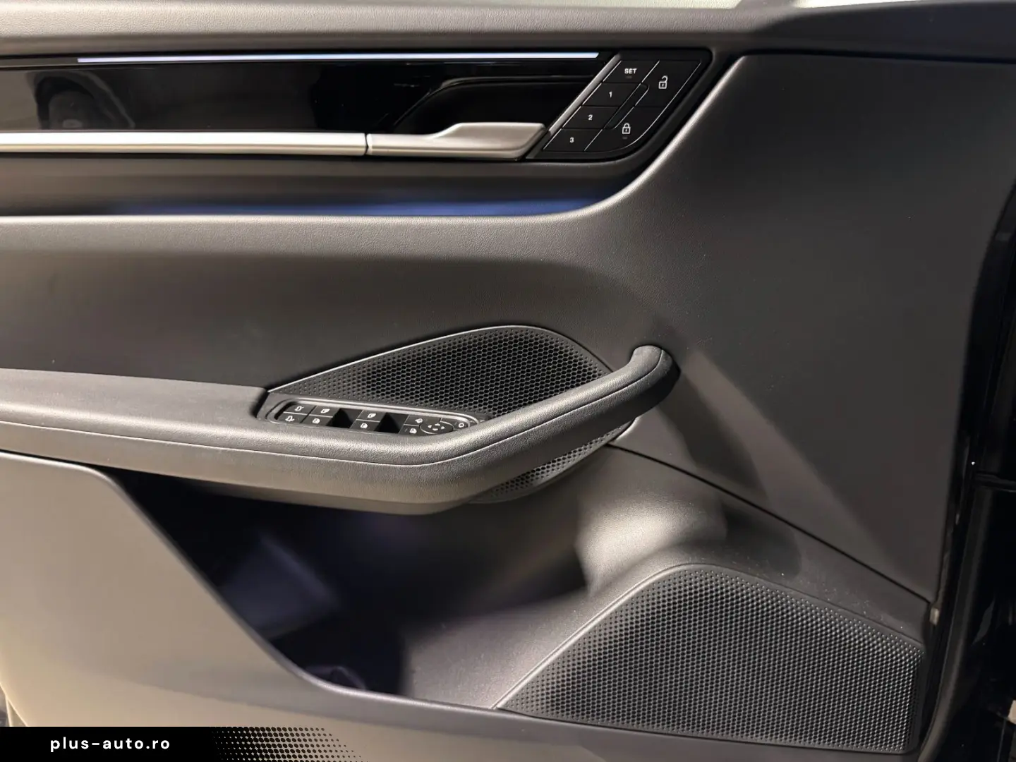 PORSCHE Macan  Pano-Dach  Surround View  20-Zoll