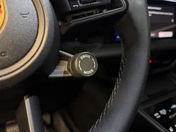 PORSCHE Macan  Pano-Dach  Surround View  20-Zoll