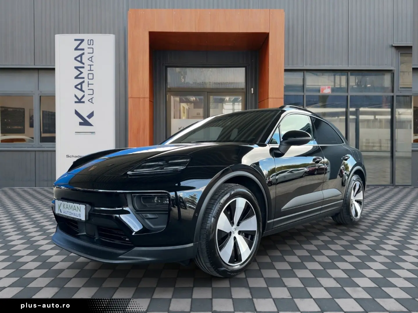 PORSCHE Macan Electric Panorama 1-Hand