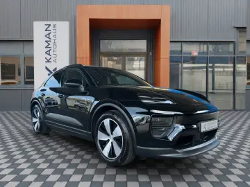 PORSCHE Macan Electric Panorama 1-Hand