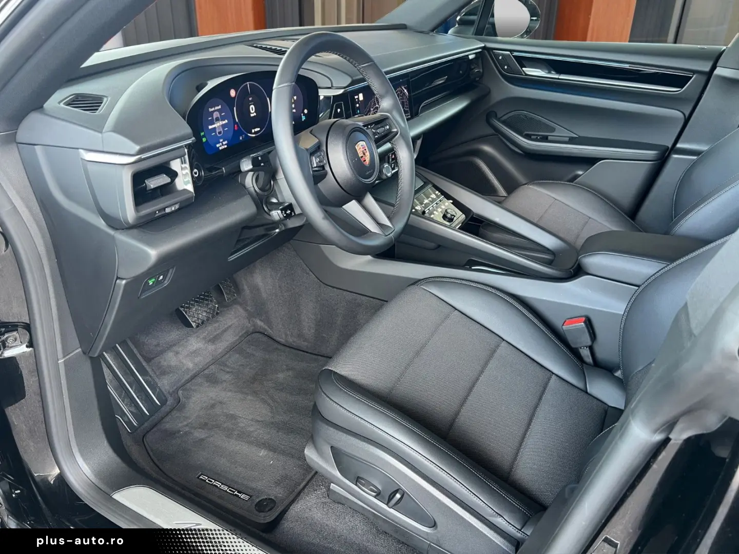 PORSCHE Macan Electric Panorama 1-Hand