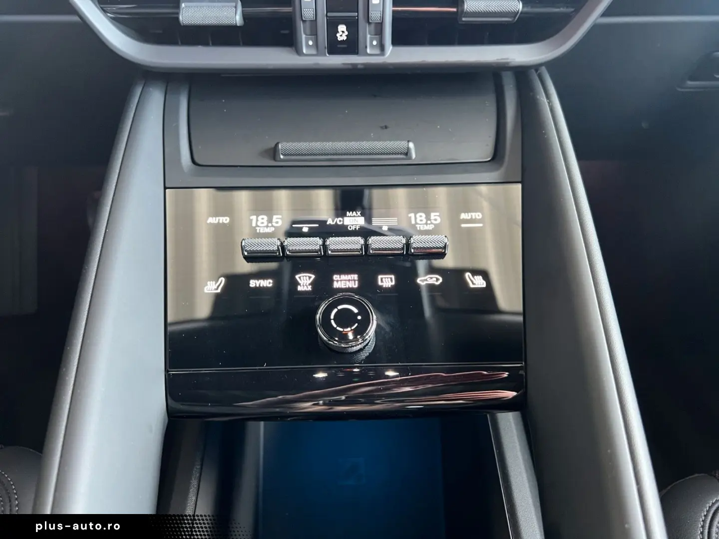 PORSCHE Macan Electric Panorama 1-Hand