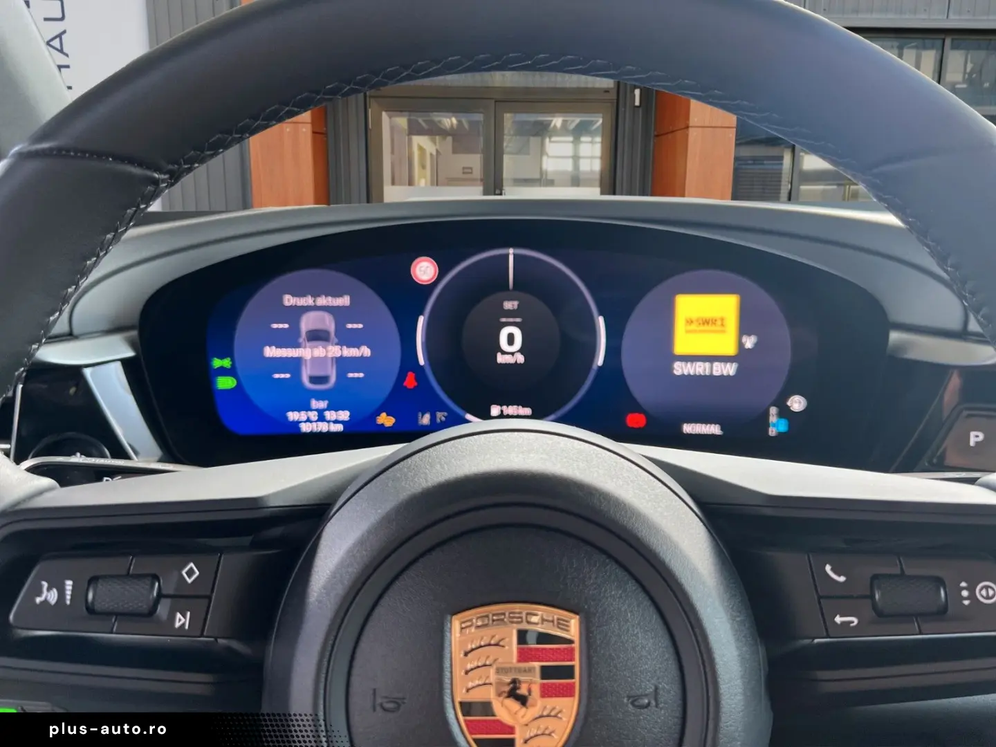 PORSCHE Macan Electric Panorama 1-Hand
