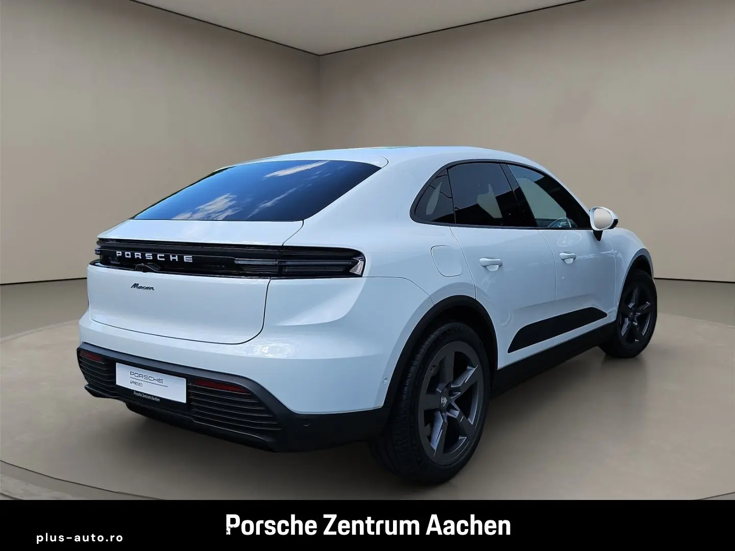 PORSCHE Macan Surround View Panoramadach Rückfahrkamera
