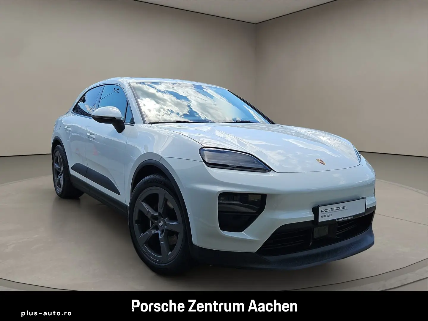 PORSCHE Macan Surround View Panoramadach Rückfahrkamera