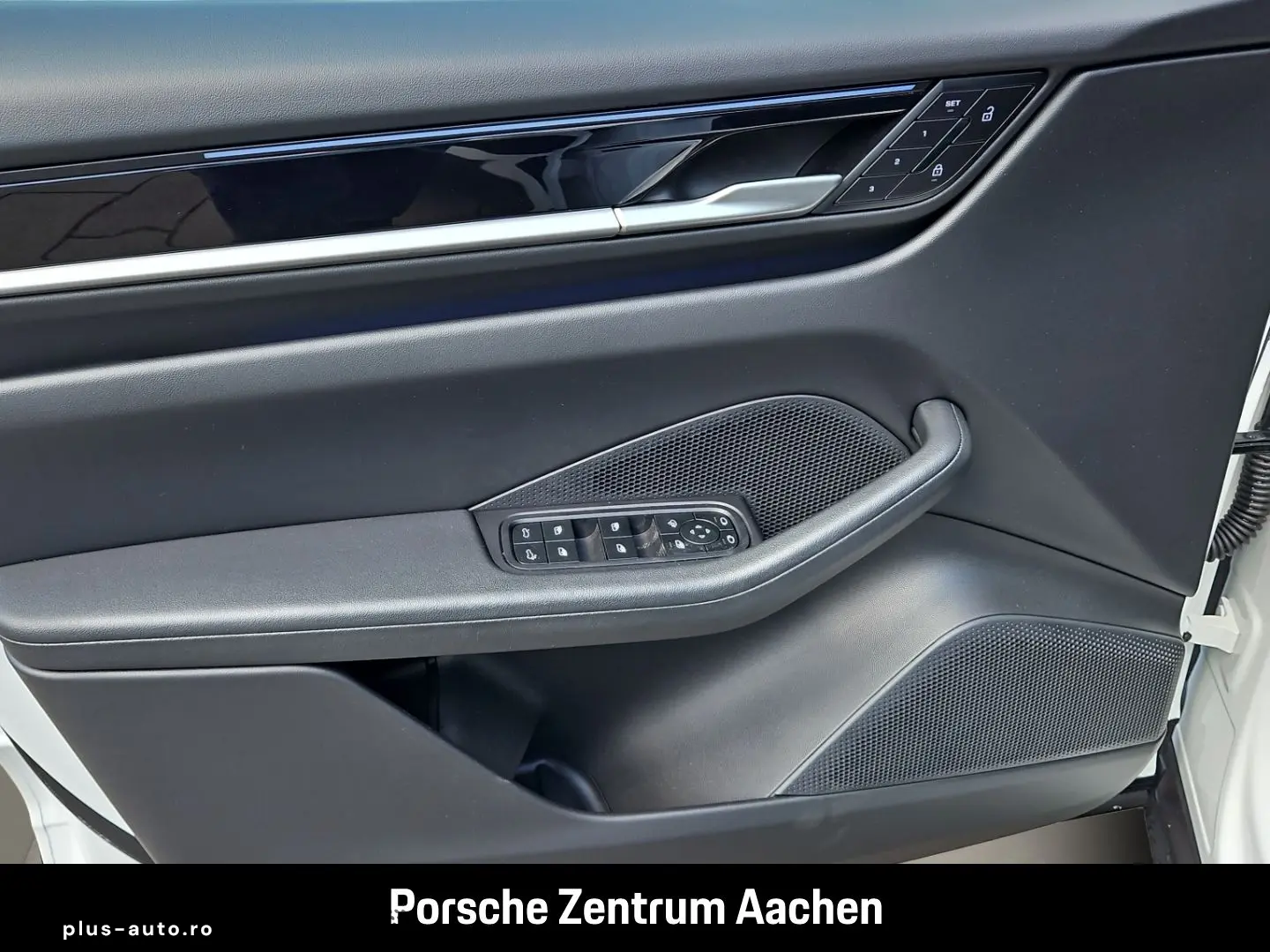 PORSCHE Macan Surround View Panoramadach Rückfahrkamera