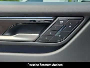 PORSCHE Macan Surround View Panoramadach Rückfahrkamera