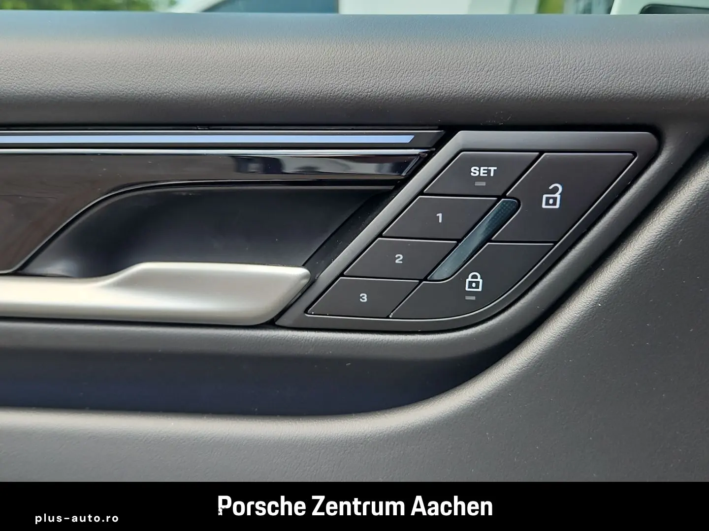 PORSCHE Macan Surround View Panoramadach Rückfahrkamera