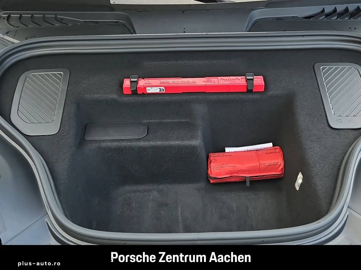 PORSCHE Macan Surround View Panoramadach Rückfahrkamera
