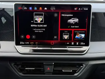 VW Tiguan 2.0TDI DSG Life R-Kamera Side Lane ACC