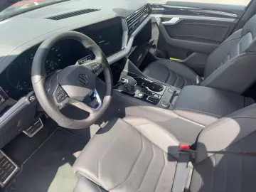 VW Touareg 3.0 V6 TSI eHybrid R AG8 4M Leder R-Kam