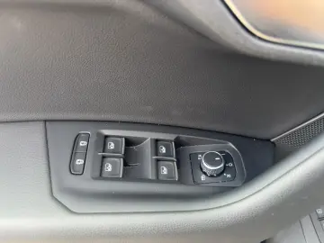 VW Touareg 3.0 V6 TSI eHybrid R AG8 4M Leder R-Kam