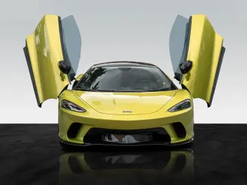 MCLAREN GT   Flux Green   Premium Pack