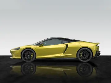 MCLAREN GT   Flux Green   Premium Pack
