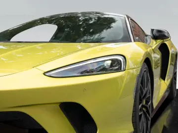 MCLAREN GT   Flux Green   Premium Pack
