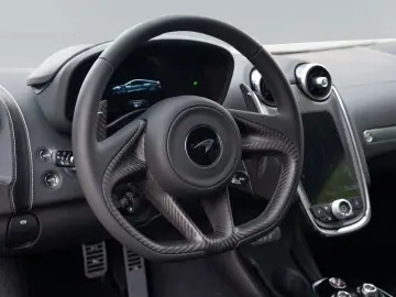 MCLAREN GT   Flux Green   Premium Pack