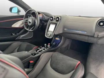 MCLAREN GTS Perform.   B&W   Carbon   Electrochr. Roof