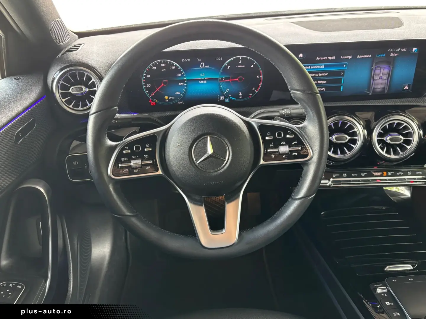 Mercedes-Benz A-180