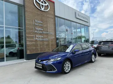 Toyota Camry Business 2.5 Hybrid