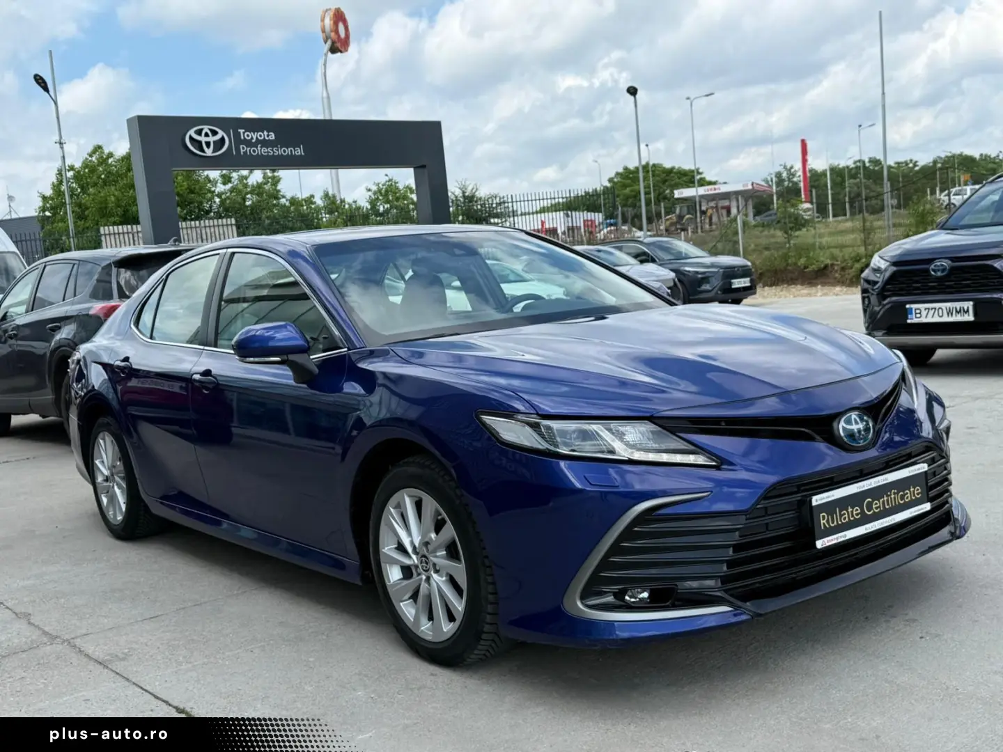 Toyota Camry Business 2.5 Hybrid