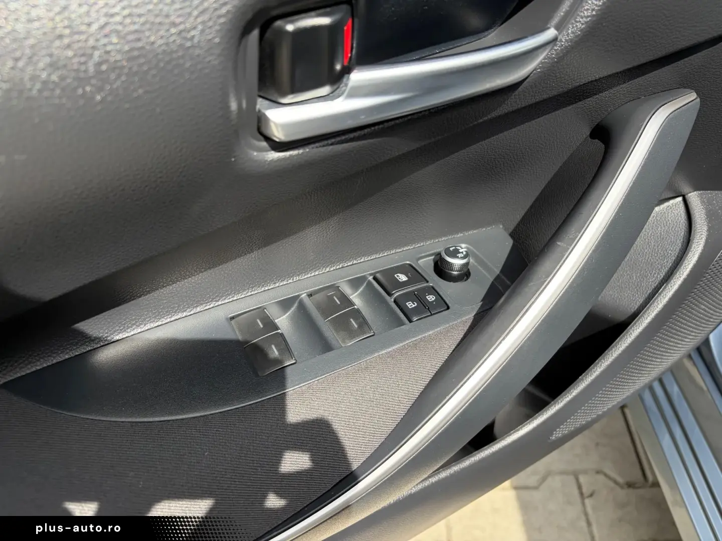 Toyota Corolla 1.8 Hybrid Dynamic   Car No. 149