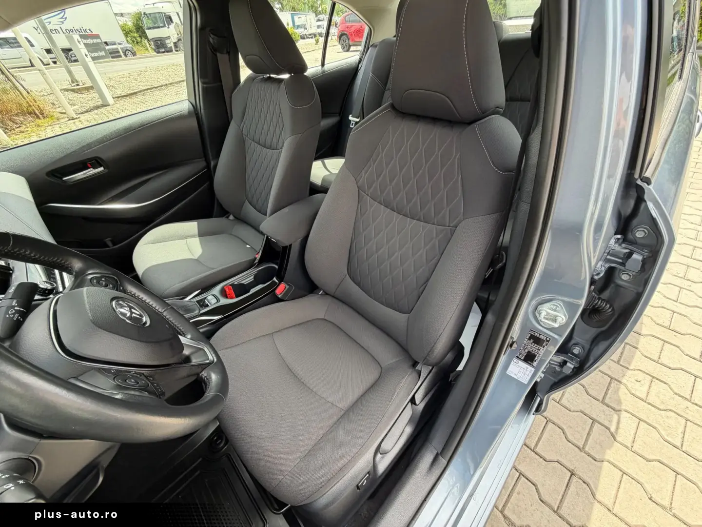 Toyota Corolla 1.8 Hybrid Dynamic   Car No. 149
